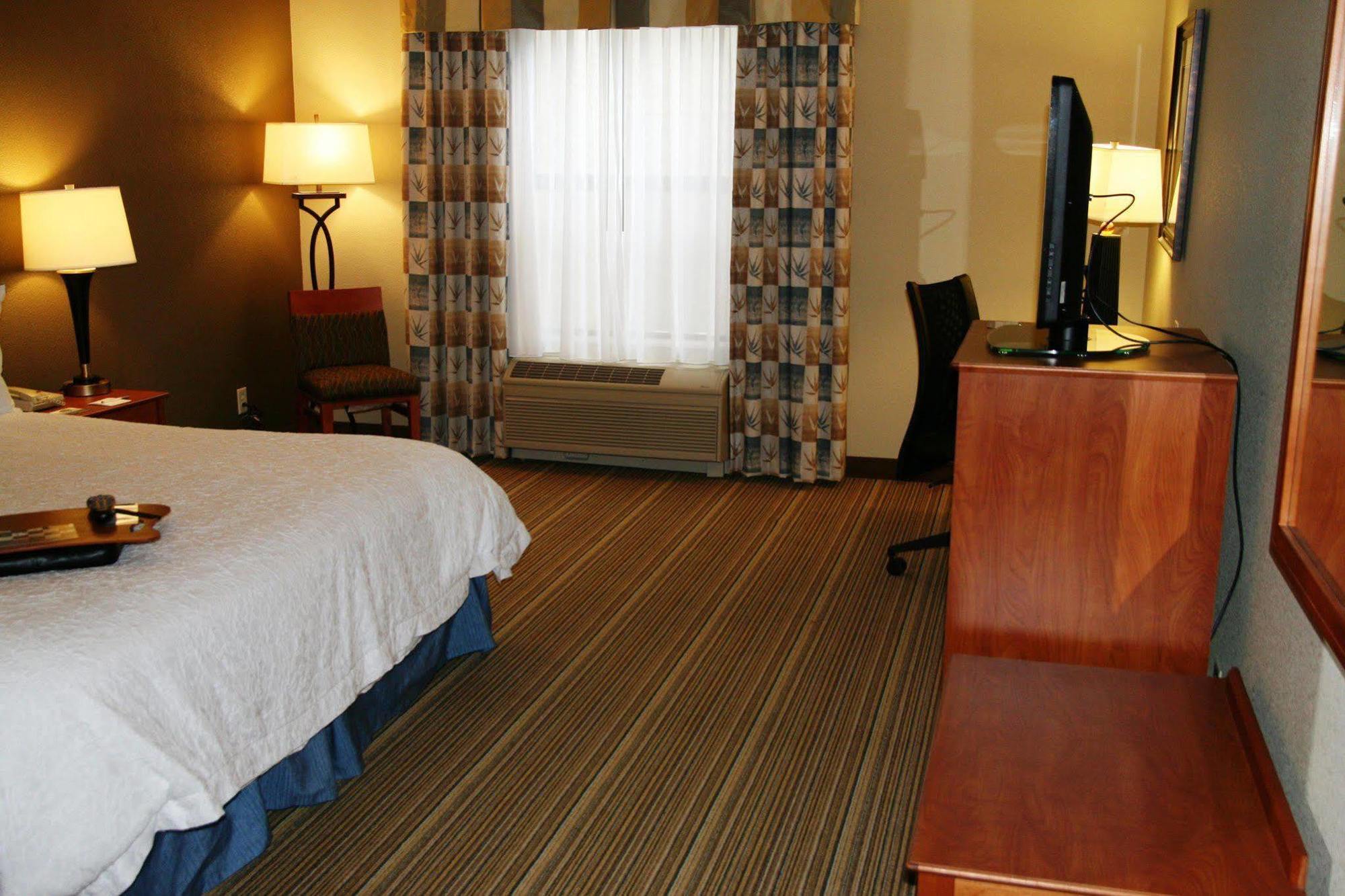 Hampton Inn Laporte Zewnętrze zdjęcie